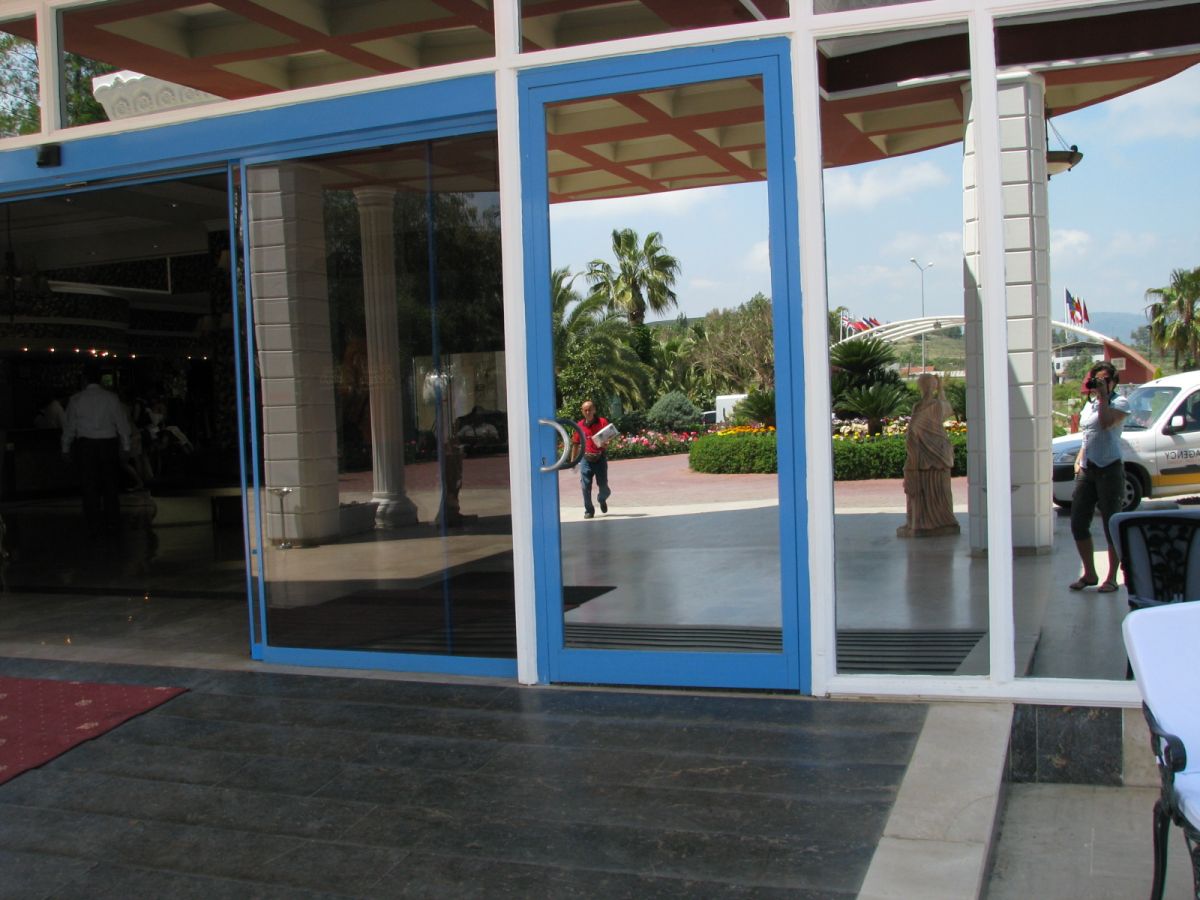 imagini hotel DELPHIN BOTANIK